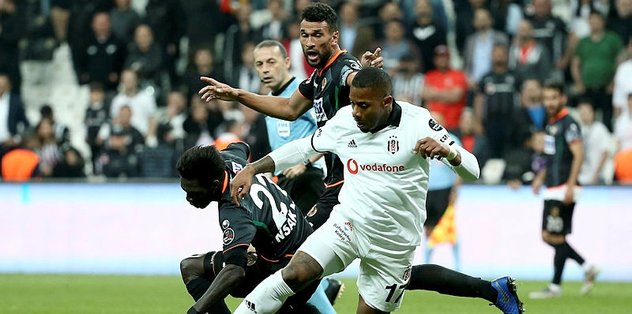 Beşiktaş'ta Jermain Lens gözden düştü