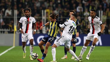Fenerbahçe - Beşiktaş derbisinde gergin anlar! Saha karıştı