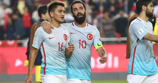 Beşiktaş'tan Başakşehir'in süper yeteneği için flaş teklif!