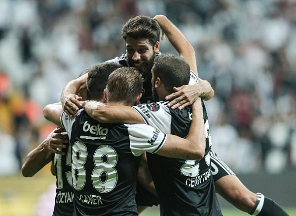 Beşiktaş bu sezon şampiyonluğunu erken kutlar