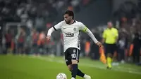 Beşiktaşlı Orkun Kökçü'nün Sağ Ayak Tabanında Yaralanma!