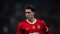 Siyah-Beyazlılarda Forvet Rekabeti Kızıştı: Vlahovic ve Oh! Özet: Siyah-beyazlılarda forvet oyuncula